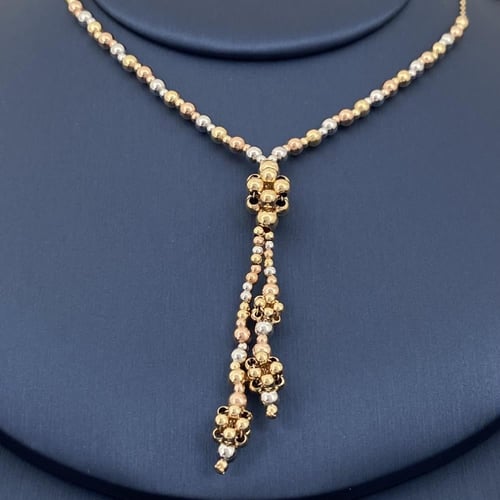 طقم ذهب عيار 18 الوزن 18.89 جرام