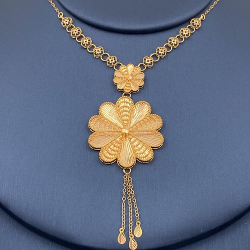 طقم ذهب كامل للعروس عيار 21 وزن 13.11 جم يزين إطلا...