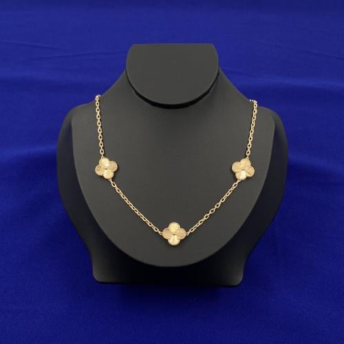 عقد تشوكر ذهب عيار 18 وزن 15 جم تصميم فان كليف ينس...