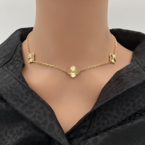 عقد تشوكر ذهب عيار 18 وزن 15 جم تصميم فان كليف ينس...