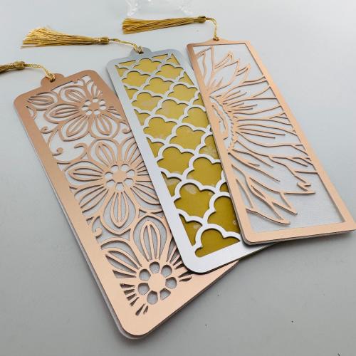 A distinguished bookmark with metallic paper