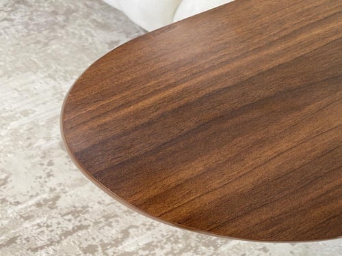 طاولة جانبية ، بسطح خشبي