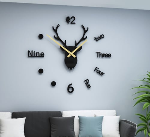 ساعة حائط , بتصميم من الاكريليك ثلاثي الابعاد ذاتي...