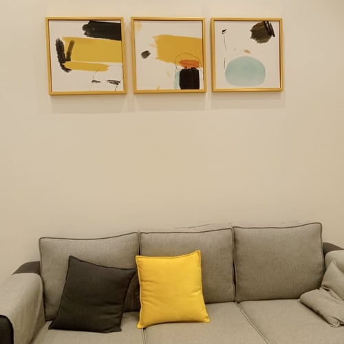 مجموعة من 3 لوحات كنفاس فن تجريدي