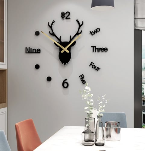 ساعة حائط , بتصميم من الاكريليك ثلاثي الابعاد ذاتي...