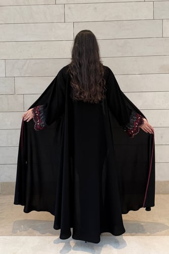 عباية ملكي كوري دبل كلوش بتطريز فاخر على الأكمام ع...