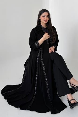 عباية كوبرا – نص كلوش