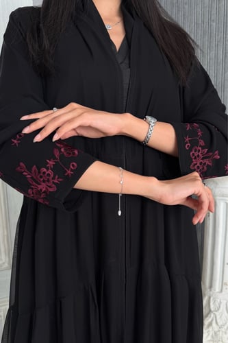 عباية شيفون مبطن بتطريز الأطراف عنابي– قصة كلوش را...