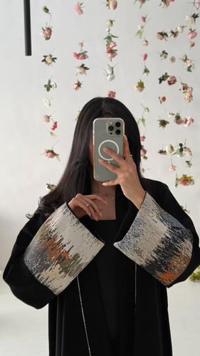 عباية كريب إندونيسي بنص كلوش وتفاصيل جاكار فاخرة –...