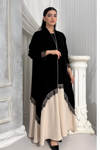 عباية ملكي كوري نص كلوش بتدخيلات دانتيل وقماش بيج...