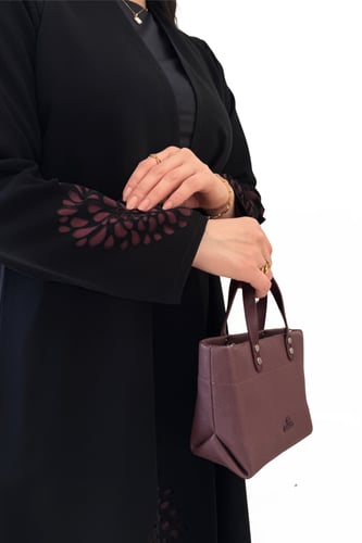 عباية كريب ملكي سوداء فاخرة بقصة نص كلوش وتخربم نا...