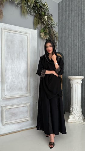 عباية إنترنت مطرزة نص كلوش بتطريز جانبي زيتي وأكما...