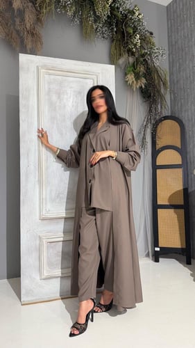 عباية سفر ثلاث قطع بكريب بارد – نص كلوش