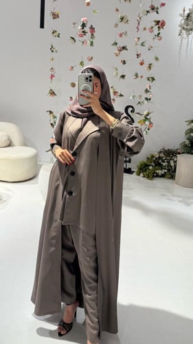 عباية سفر ثلاث قطع بكريب بارد – نص كلوش