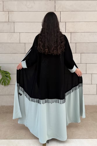 عباية ملكي كوري نص كلوش بتدخيلات هدب شك – أسود مع...