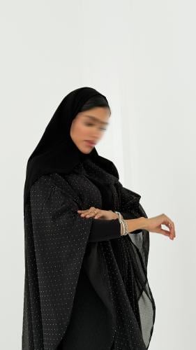 عباية أورنجزاه بفصوص مبطنة مخمل وأكمام ستريتش