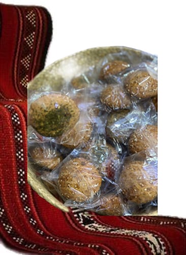 كليجا بالدبس والزعتر