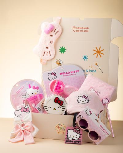 Hello Kitty bundle
