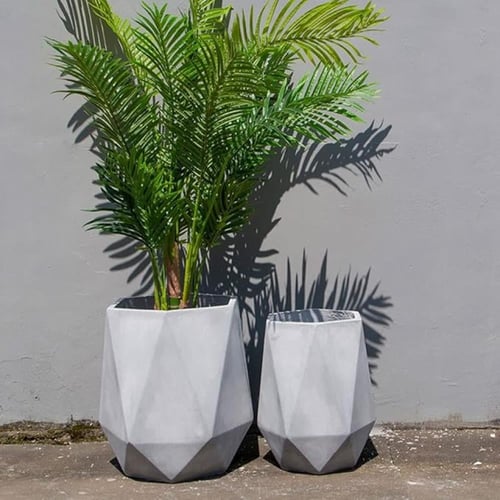 أحواض زرع مضلعة مصنوعة من الاسمنت ( قطعتين )