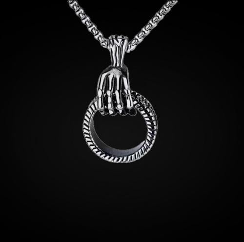 قلادة | Keep Me Close