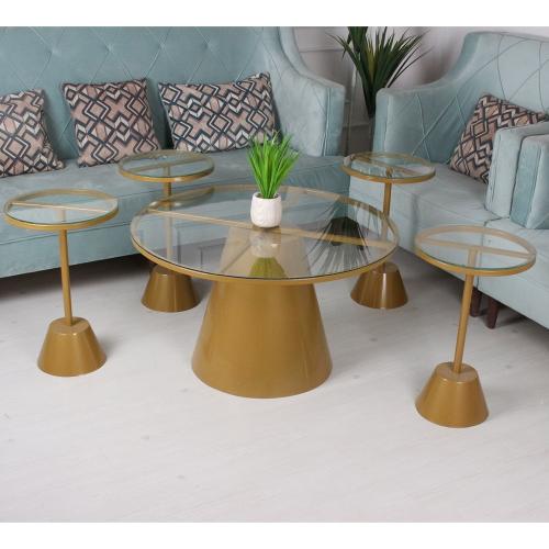 طقم طاولة لون ذهبي مع 4 طاولات خدمة