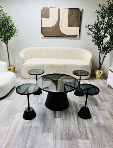 طقم طاولات لون أسود وسطح زجاج شفاف أسود طاولة كبير...