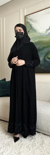عبايه تطريز كحلي