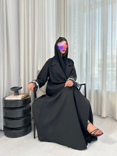عباية I’m just a girl