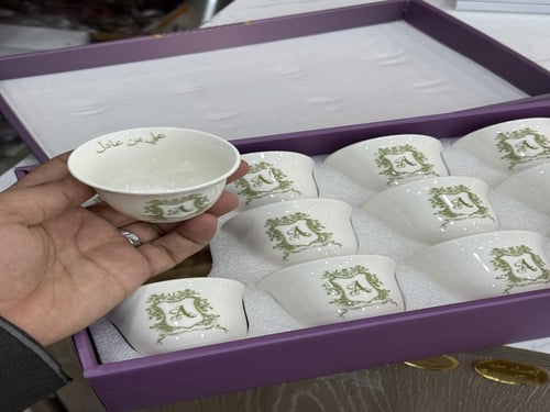 فنجين قهوة سعوديه مع تصميم حسب الطلب الدرزن 12 حبه