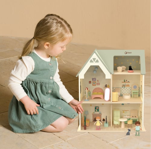 بيت الحلم الخشبي