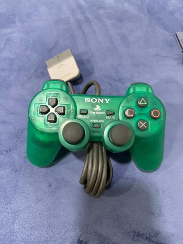 PLAYSTATION 1 CONTROLLER GREEN