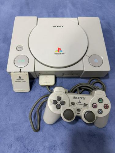 PLAYSTATION 1 FAT (FREE REGION)