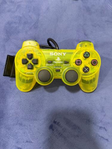 PLAYSTATION 2 CONTROLLER YELLOW