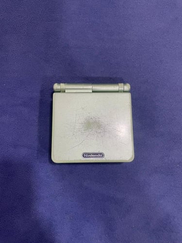 GAME BOY ADVANCE SP 101
