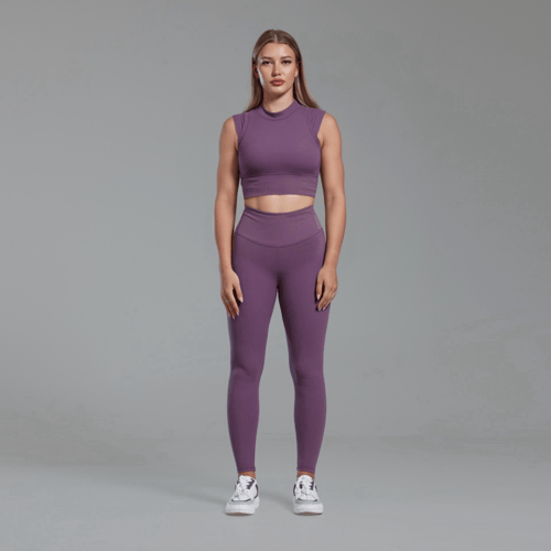 طقم رياضي بحواف ضيقة