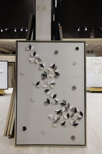 لوحه جبسيه بتصميم فني مميز