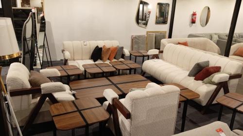 طقم كنب 7 شخص