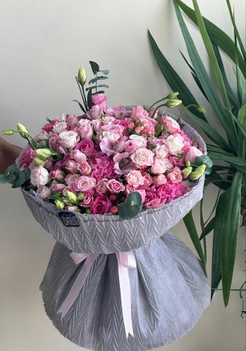 باقة الربيع الرائعة