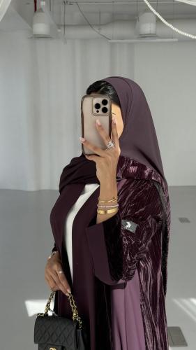 عباية كريب ليلكي مع مخمل مكسر