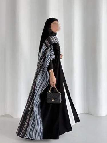 عباية كريب اسود وشيفون
