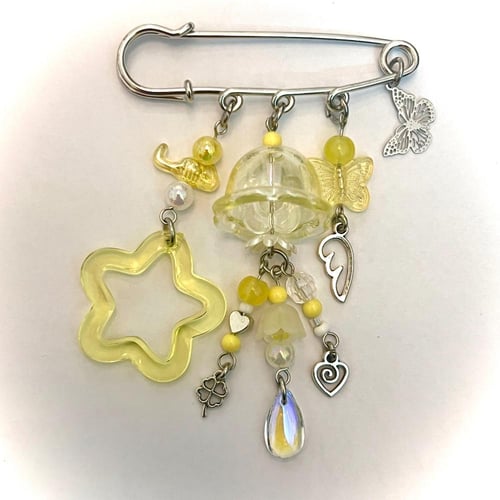Jellyfish bag pins