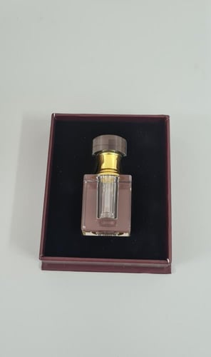 كريستالة دهن عود [ فارغ ] مع الكيس