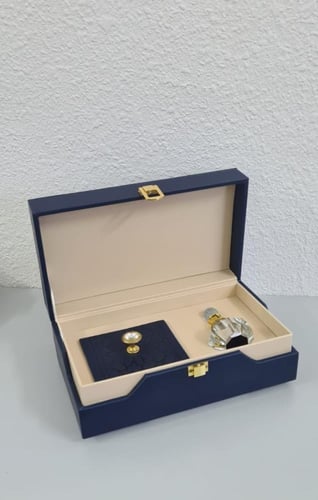 صندوق إهداء عود وكرستالة دهن عود فارغ