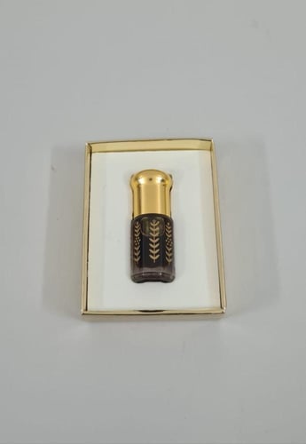 دهن عود تايلندي