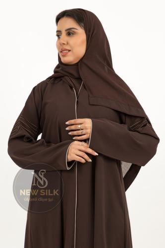 N48 | Shoulder abaya made of crepe fabric, standing style, decorated with elegant cotton thread