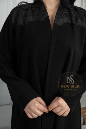 Shoulder abaya