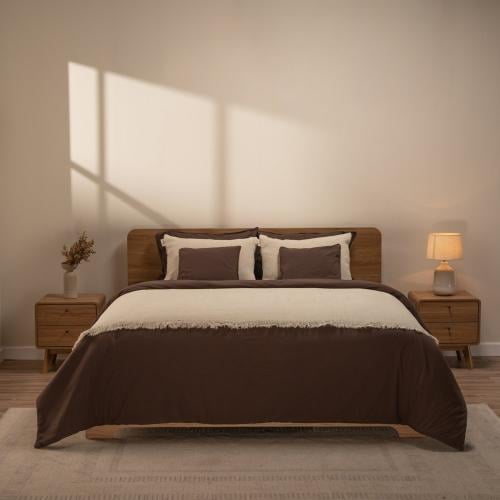 220X220 + 2 (50X70)-طقم غطاء سرير الاحلام السعيدة...