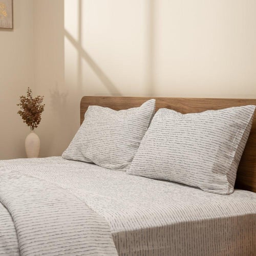 طقم سرير الاحلام السعيدة - قطن مطرز - أبيض و أزرق