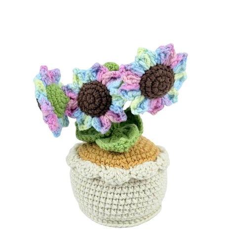 زهور كروشيه ملونة في أصيص يدوي