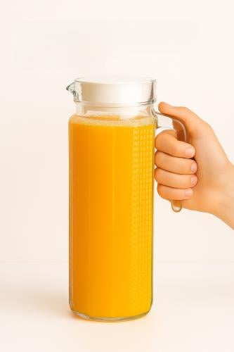 إبريق زجاجي أنيق